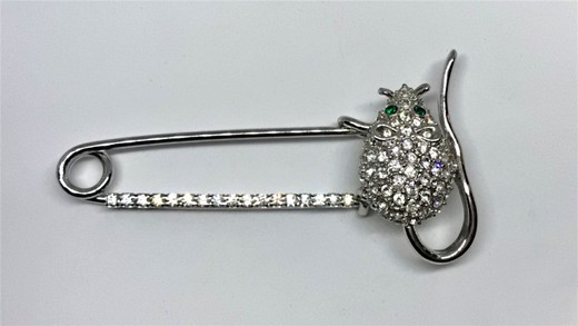 Original brooch pin
