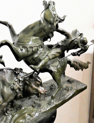 Antique sculpture "Picador and the bull"