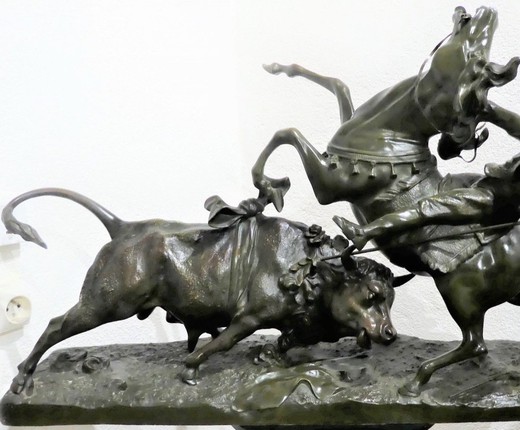 Antique sculpture "Picador and the bull"