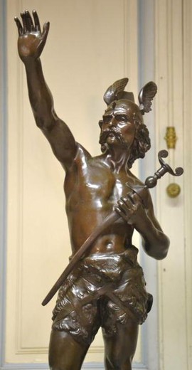 Антикварная скульптура "Верцингеторикс"
