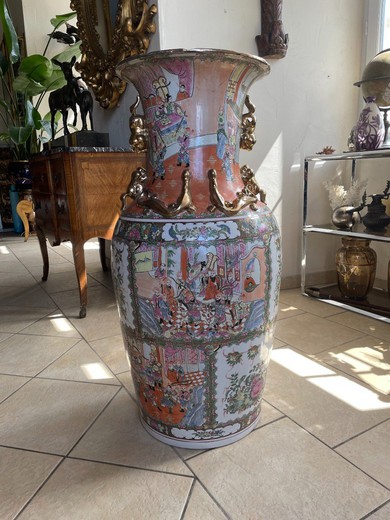 Antique vase "Cantonese enamels"