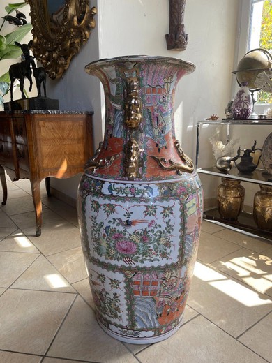 Антикварная ваза "Кантонские эмали"