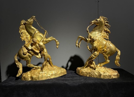 Antique paired sculptures "horses"