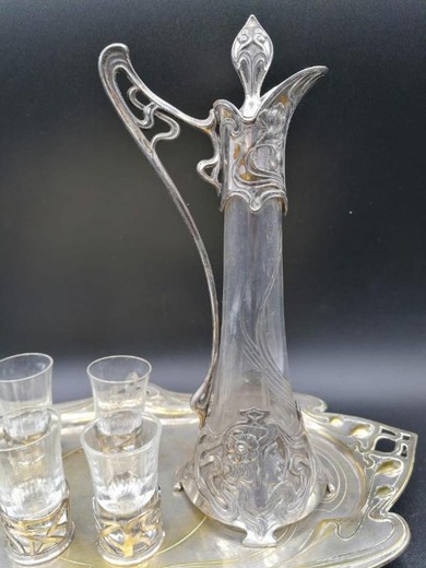 Antique art nouveau liquor set