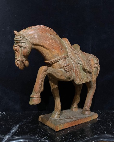 Антикварная скульптура «Конь»