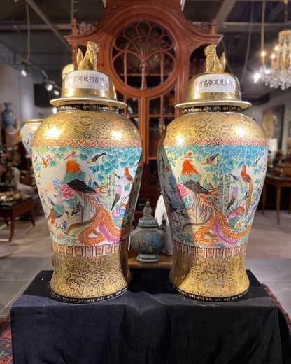 Antique pair vases "Hundred Birds"