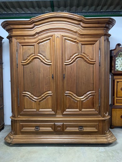 Antique cabinet