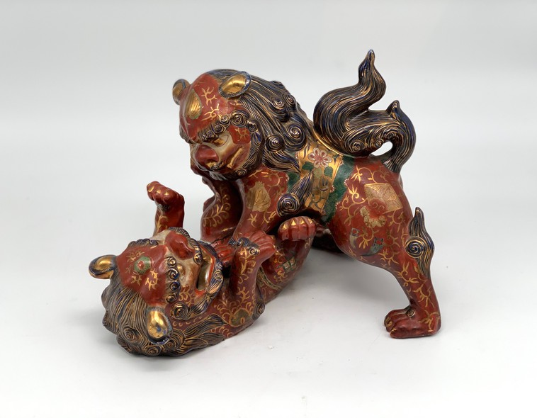 Antique sculpture "Playing Pho dogs", Japan