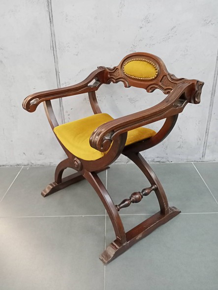 Antique curule chair