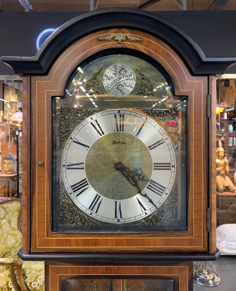 Антикварные напольные часы