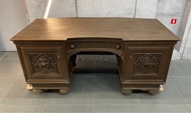 Антикварный письменный стол