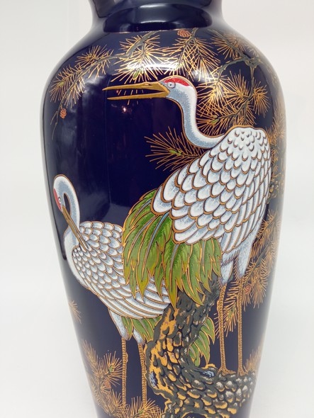 Vintage Chinese vase