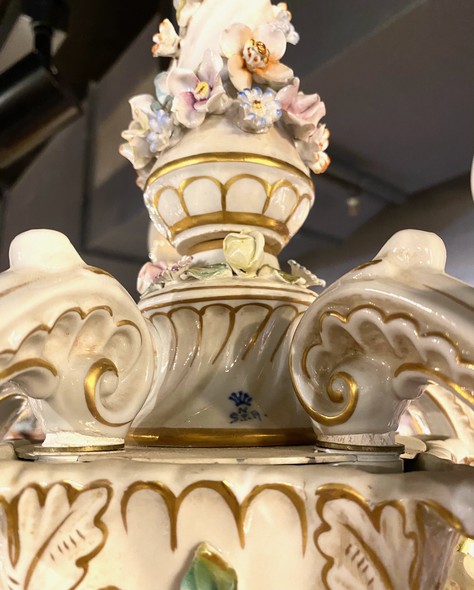 Antique chandelier Capodimonte