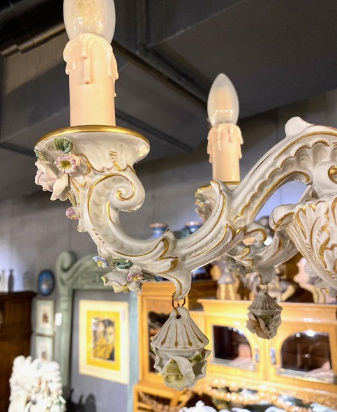 Antique chandelier Capodimonte