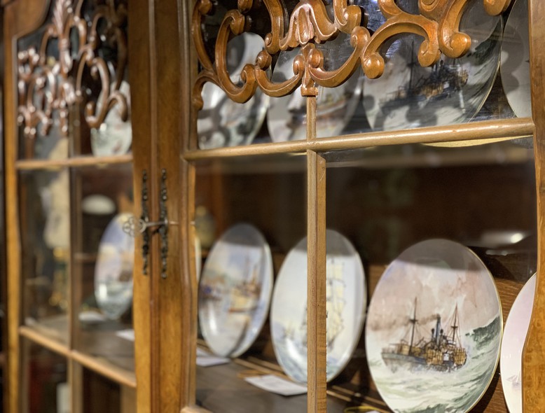 Chippendale antique showcase
