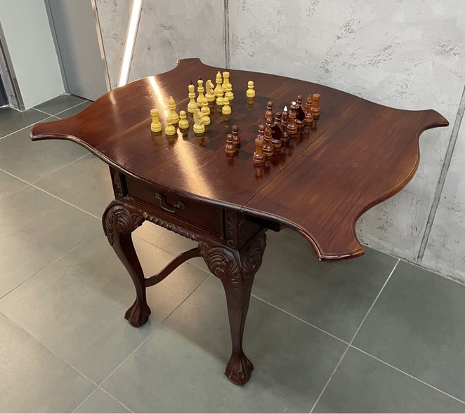 Большой шахматный раскладной стол