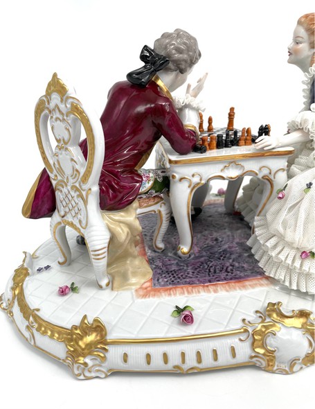Скульптура "Игра в шахматы"