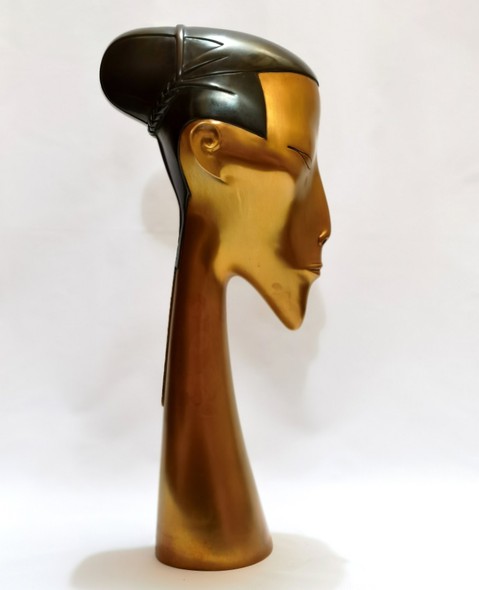 Sculpture "Steppe Nefertiti"