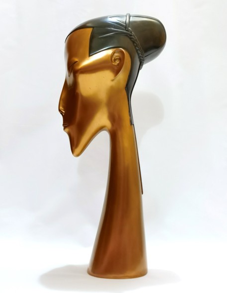 Sculpture "Steppe Nefertiti"