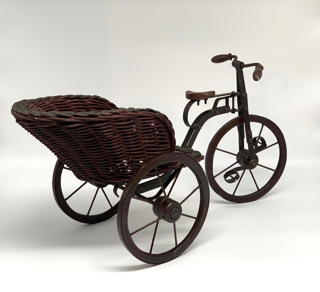 Antique bicycle model