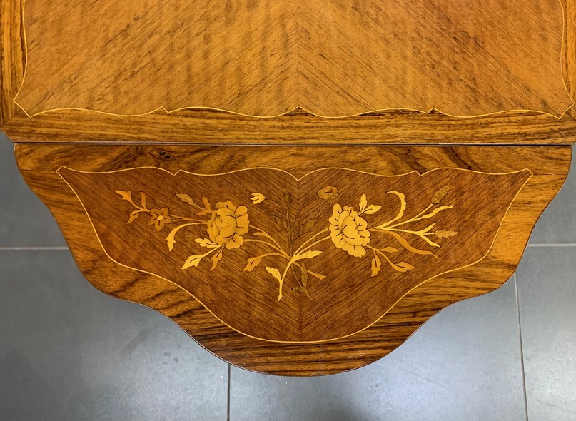 Antique butterfly table