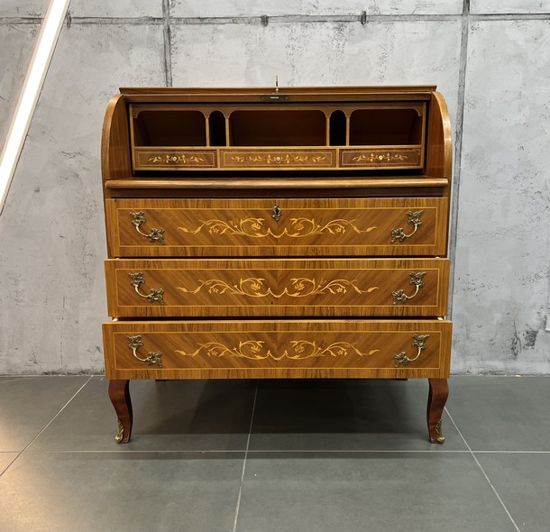 Antique bureau