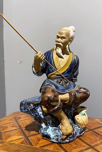 Антикварная скульптура «Рыбак»