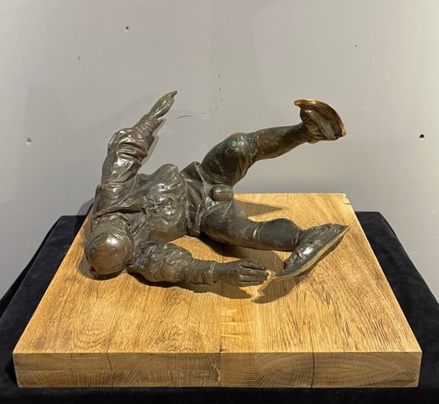 Sculpture "Skater"