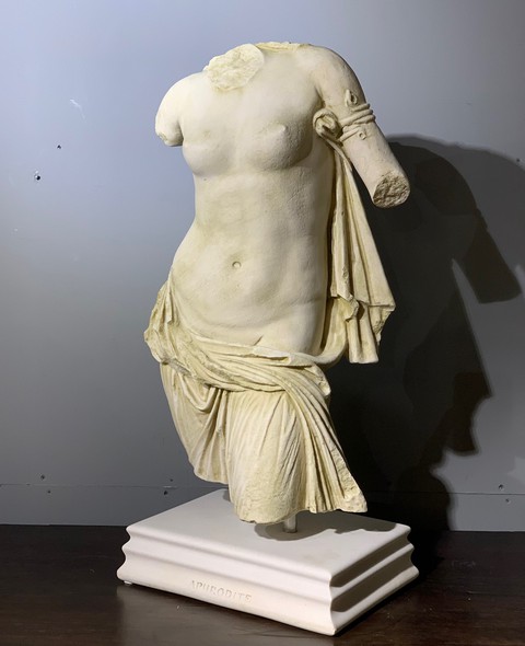 Винтажная скульптура «Афродита»