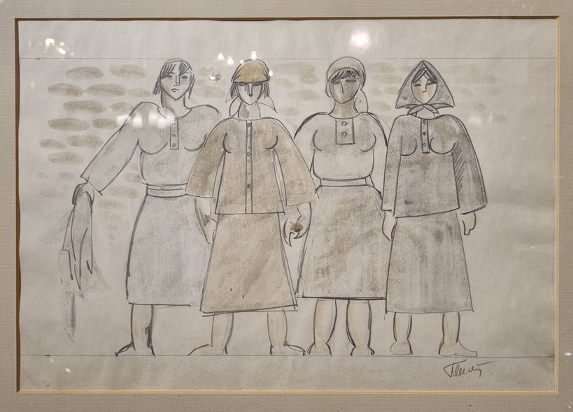 Set of antiques sketches "Folk costumes"