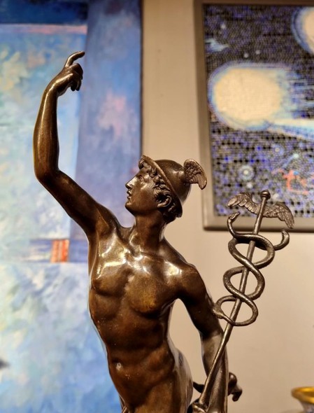 Антикварная скульптура «Летящий Меркурий»