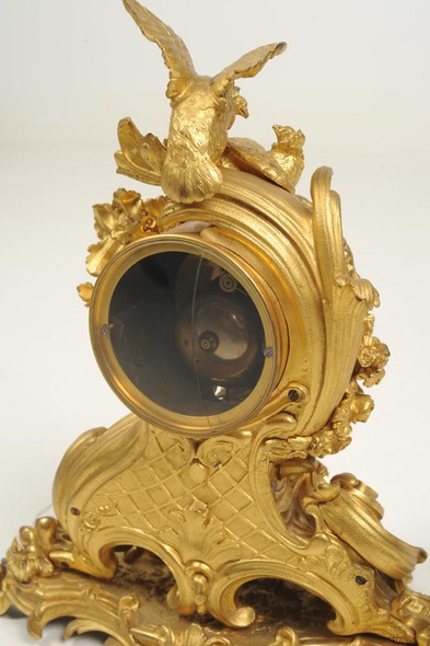 Антикварные часы в стиле Людовика XV
