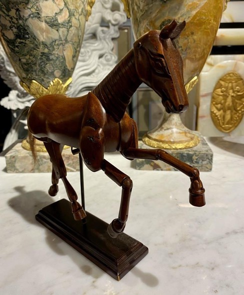 Mechanical sculpture "Horse"