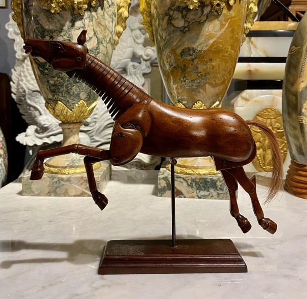 Mechanical sculpture "Horse"