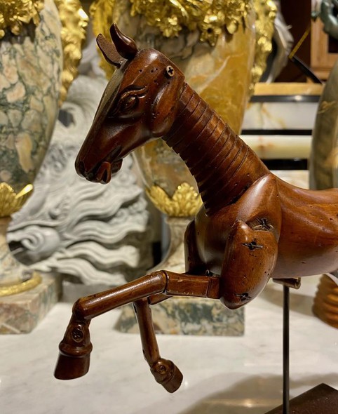 Mechanical sculpture "Horse"