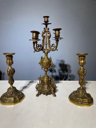 Vintage chandelier with candlesticks