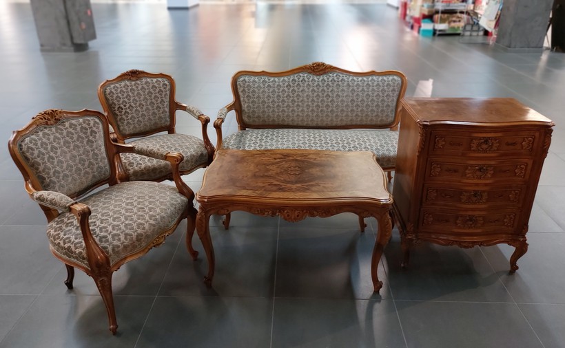 Antique furniture set