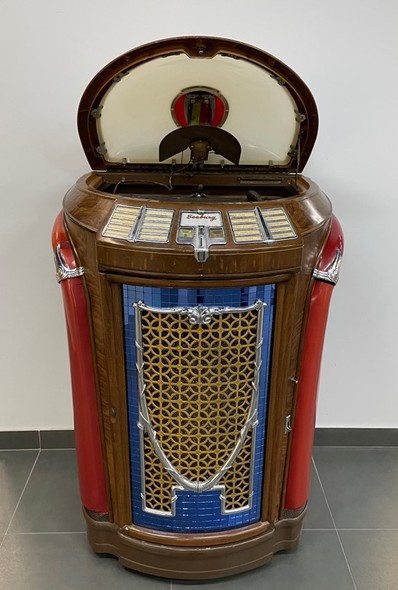 Seeburg Antique Musical Apparatus