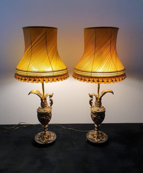 Antique pair lamps