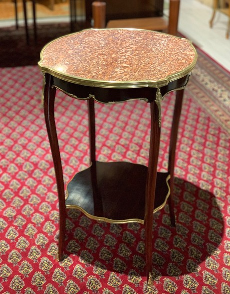 Антикварный кофейный столик