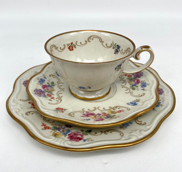 Antique Reichenbach tea trio