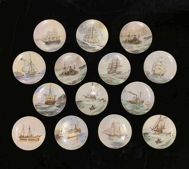 Antique hanging plates "Ships"