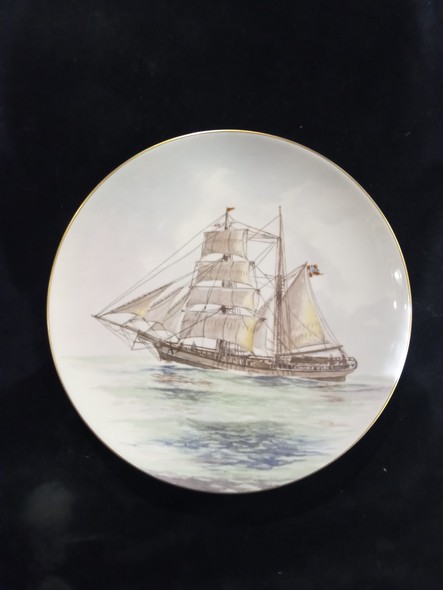 Antique hanging plates "Ships"