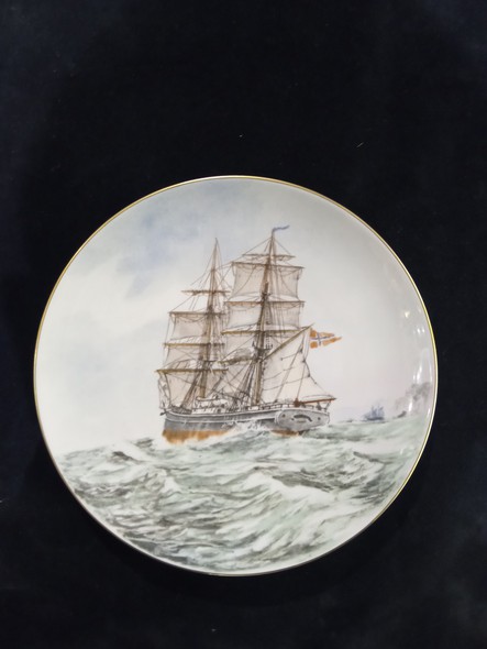 Antique hanging plates "Ships"