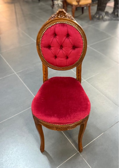 Antique ladies chair