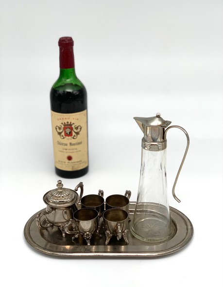 Antique liquor set