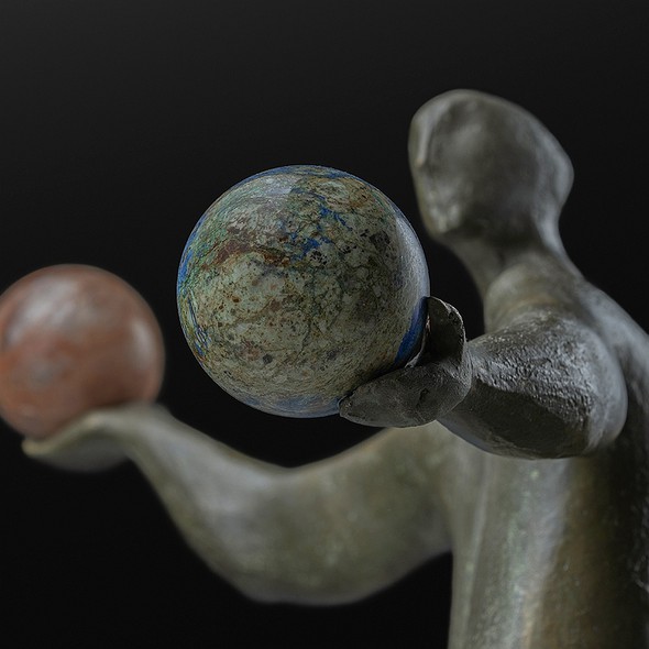 Бронзовая скульптура "Парад планет"