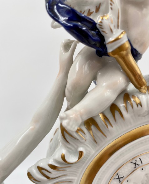 Porcelain clock