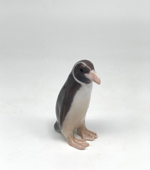 Скульптура «Пингвин» Роял Копенгаген