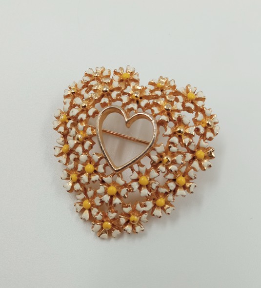 Vintage brooch "Heart in flowers"